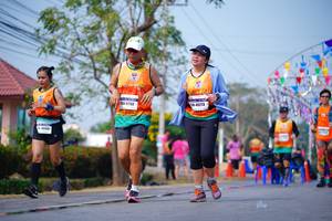 BIB: 47782, 45773
                            <button type="button" onclick="openModal(10097460)" class="btn btn-primary btn-sm float-right btn-popup" data-toggle="modal" data-target=".modal-high-quality">
                        <i class="fas fa-shopping-cart"></i> Add to Cart
                    </button>
                                            <button type="button" onclick="isThisMe(10097460, true)" class="btn btn-success btn-sm float-right btn-popup btn-isme hidden" data-toggle="tooltip" data-placement="bottom" title="นี่คือรูปของคุณใช่ไหม คลิกที่นี่เพื่อเอาเข้าอัลบั้ม">
                        <i class="fas fa-plus"></i> Add to album
                    </button>
                    <button type="button" onclick="isThisMe(10097460, false)" class="btn btn-warning btn-sm float-right btn-popup btn-isnotme hidden">
                        <i class="fas fa-ban"></i> Remove from album
                    </button>